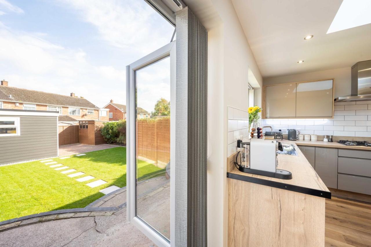 The Oaklands - Luxury Spacious 6-Bed, Near Solihull, Birmingham City, Jlr, Nec, Airport, Resorts World, Hs2 المظهر الخارجي الصورة