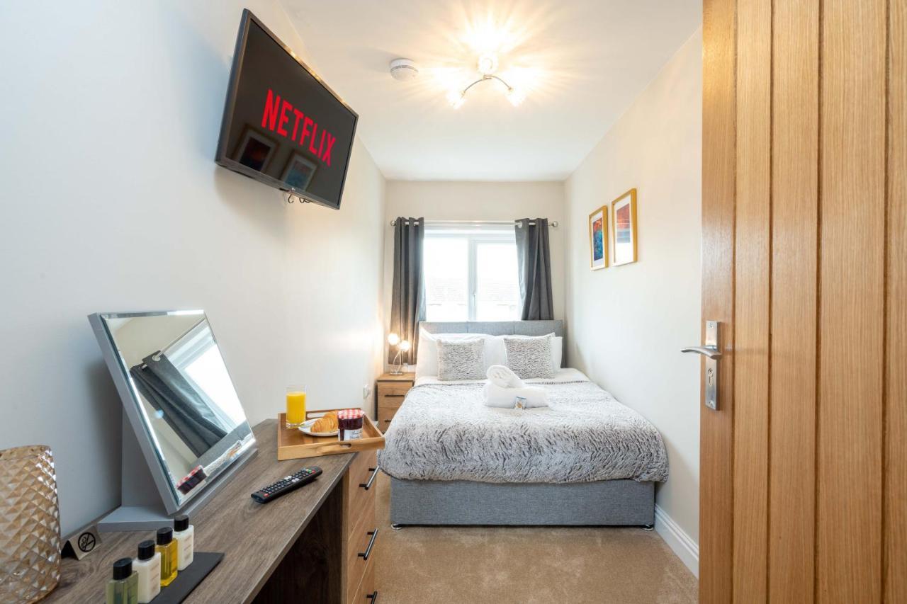 The Oaklands - Luxury Spacious 6-Bed, Near Solihull, Birmingham City, Jlr, Nec, Airport, Resorts World, Hs2 المظهر الخارجي الصورة