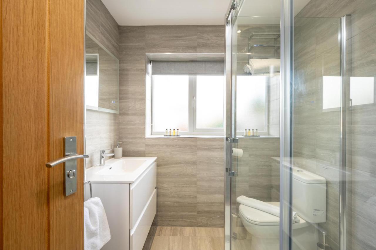 The Oaklands - Luxury Spacious 6-Bed, Near Solihull, Birmingham City, Jlr, Nec, Airport, Resorts World, Hs2 المظهر الخارجي الصورة