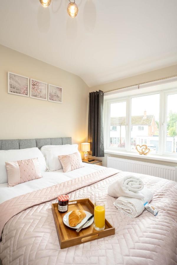 The Oaklands - Luxury Spacious 6-Bed, Near Solihull, Birmingham City, Jlr, Nec, Airport, Resorts World, Hs2 المظهر الخارجي الصورة