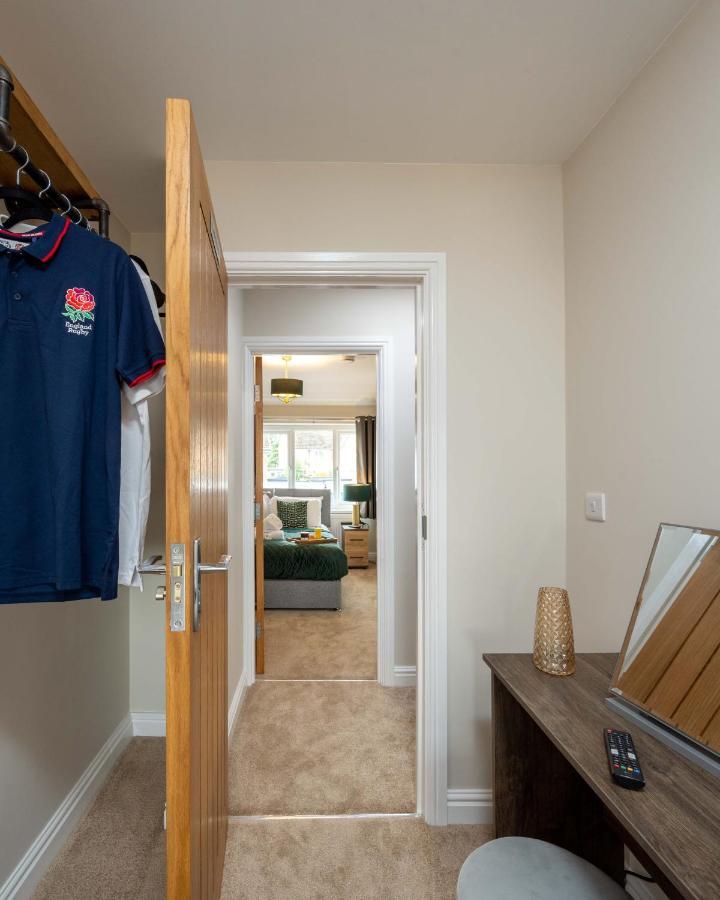 The Oaklands - Luxury Spacious 6-Bed, Near Solihull, Birmingham City, Jlr, Nec, Airport, Resorts World, Hs2 المظهر الخارجي الصورة