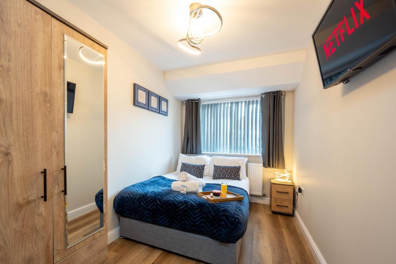 The Oaklands - Luxury Spacious 6-Bed, Near Solihull, Birmingham City, Jlr, Nec, Airport, Resorts World, Hs2 المظهر الخارجي الصورة