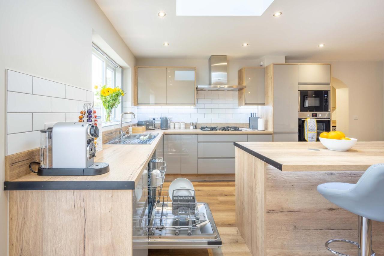 The Oaklands - Luxury Spacious 6-Bed, Near Solihull, Birmingham City, Jlr, Nec, Airport, Resorts World, Hs2 المظهر الخارجي الصورة