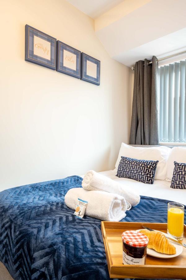 The Oaklands - Luxury Spacious 6-Bed, Near Solihull, Birmingham City, Jlr, Nec, Airport, Resorts World, Hs2 المظهر الخارجي الصورة